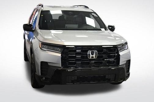 Solar Silver Metallic 2026 Honda Pilot Black Edition