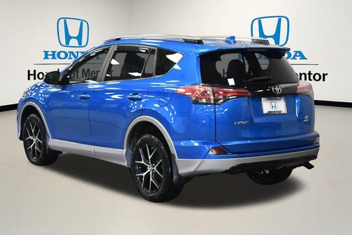 2018 Toyota RAV4 SE