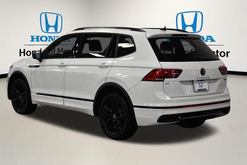 2022 Volkswagen Tiguan 2.0T SE R-Line Black 4MOTION