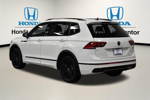 2022 Volkswagen Tiguan 2.0T SE R-Line Black 4MOTION