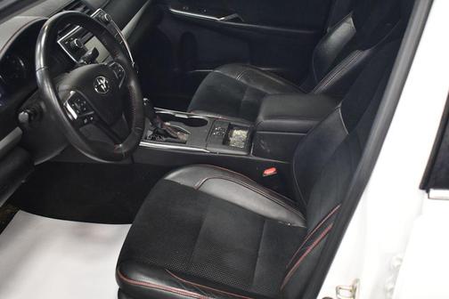 2015 Toyota Camry XSE