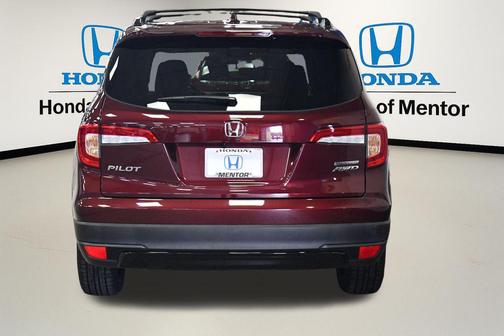 Deep Scarlet Pearl 2022 Honda Pilot AWD Special Edition