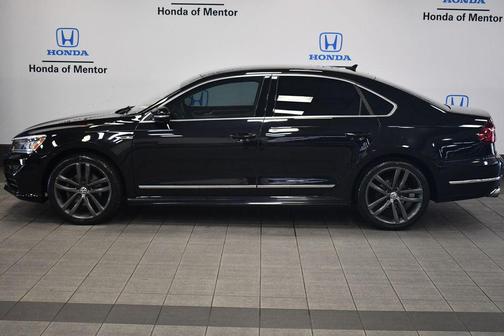 2017 Volkswagen Passat 1.8T R-Line w/Comfort