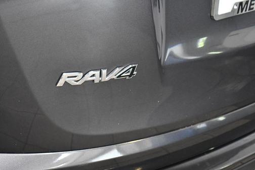Magnetic Gray Metallic 2017 Toyota RAV4 XLE