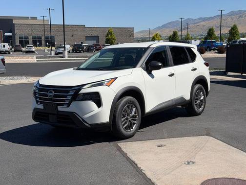 Glacier White 2024 Nissan Rogue S