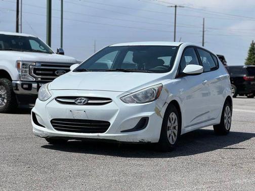 Century White 2015 Hyundai Accent GS