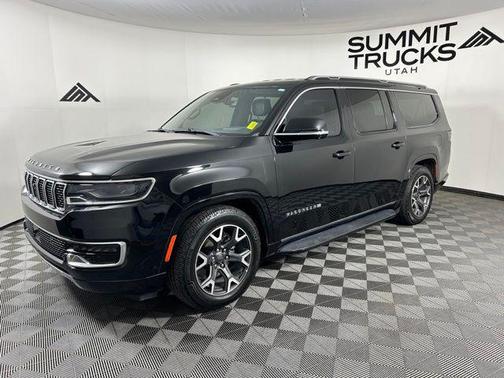 Diamond Black Crystal Pearlcoat 2023 Jeep Wagoneer L Series III 4x4
