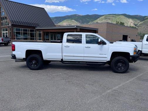 Summit White 2019 Chevrolet Silverado 3500 LTZ