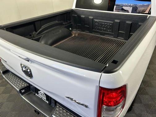 Bright White Clearcoat 2022 RAM 1500 Big Horn/Lone Star