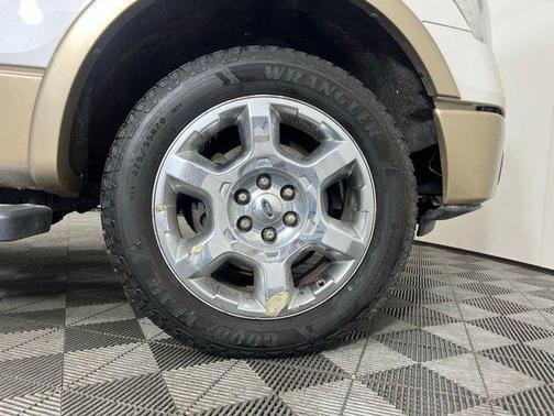 Ruby Red Metallic Tinted Clearcoat 2014 Ford F-150 Lariat