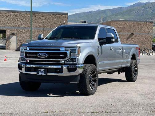 Iconic Silver Metallic 2022 Ford F-350 Lariat