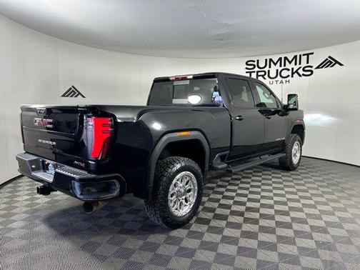 Onyx Black 2024 GMC Sierra 3500 AT4