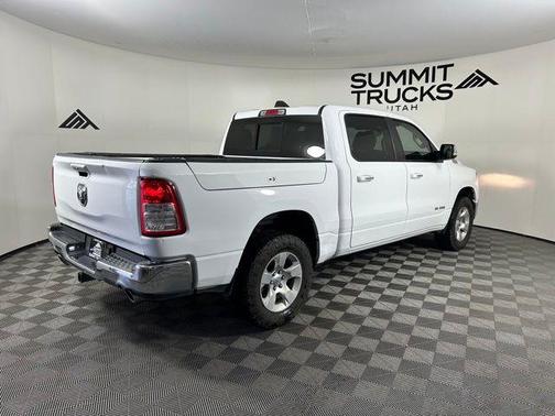 Bright White Clearcoat 2019 RAM 1500 Big Horn