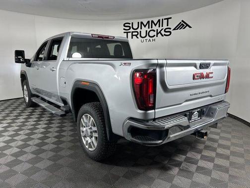 Quicksilver Metallic 2023 GMC Sierra 3500 SLT