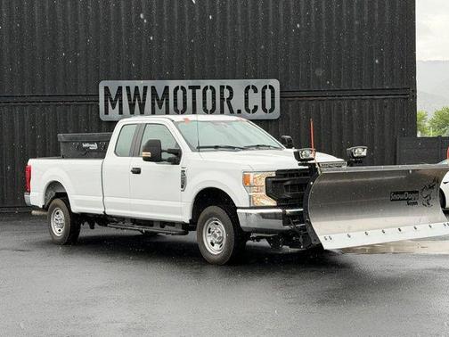 Oxford White 2022 Ford F-250 XL