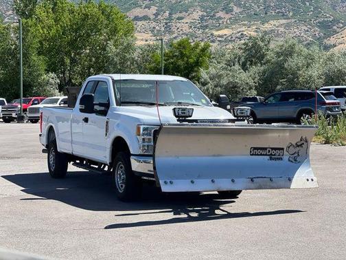 Oxford White 2022 Ford F-250 XL