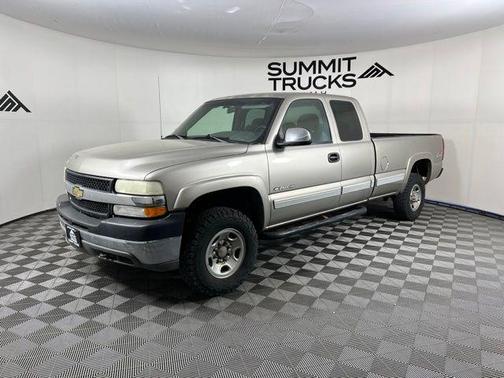 Light Pewter Metallic 2002 Chevrolet Silverado 2500 LS H/D Extended Cab