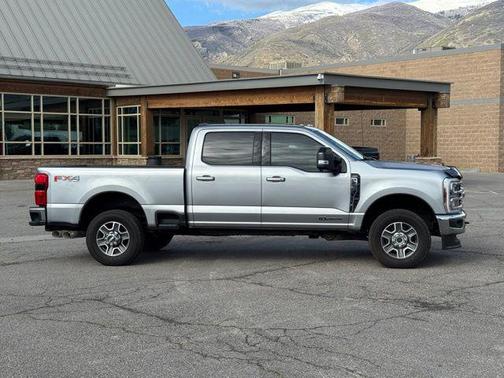Iconic Silver Metallic 2024 Ford F-250 Lariat