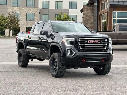 Black 2021 GMC Sierra 1500 AT4