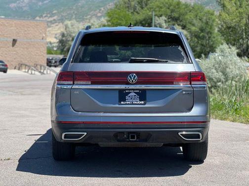 Silver Mist Metallic 2024 Volkswagen Atlas 2.0T SE w/Technology 4MOTION