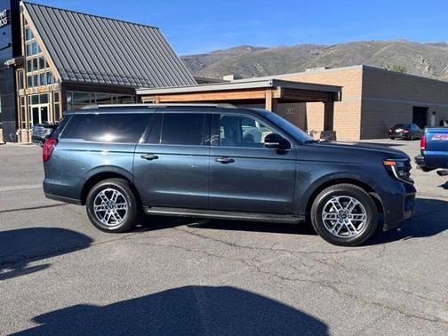 Stone Blue Metallic 2025 Ford Expedition Max Active 4x4