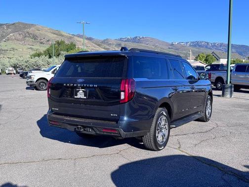 Stone Blue Metallic 2025 Ford Expedition Max Active 4x4
