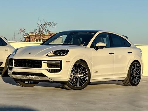 2026 Porsche Cayenne GTS