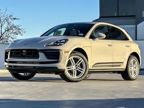 2026 Porsche Macan 