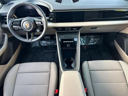 2025 Porsche Macan Electric