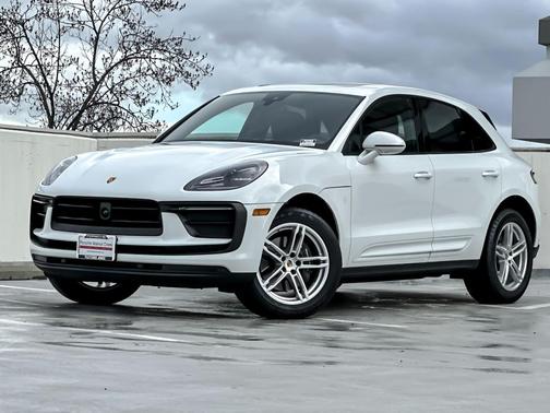 2025 Porsche Macan 