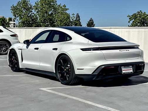 2023 Porsche Taycan GTS