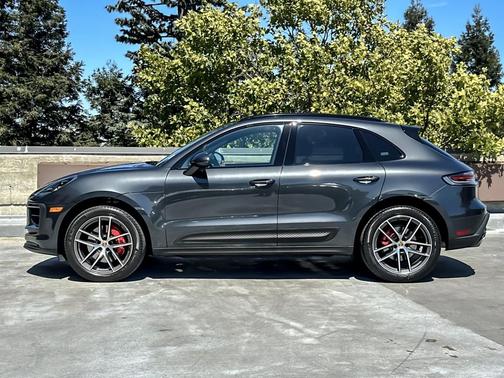 2023 Porsche Macan S