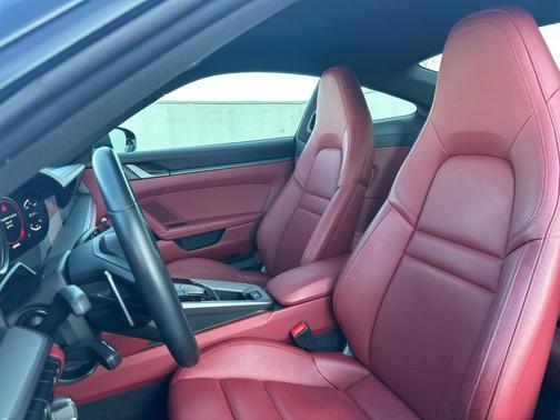 2024 Porsche 911 Carrera