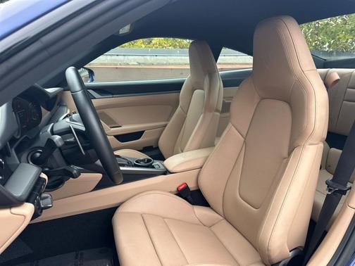 2024 Porsche 911 Carrera 4S