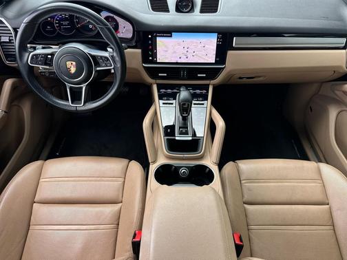 Moonlight Blue Metallic 2023 Porsche Cayenne Platinum Edition