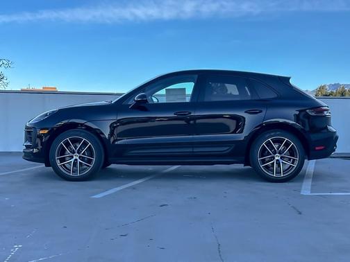 2026 Porsche Macan 