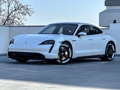 2021 Porsche Taycan Turbo