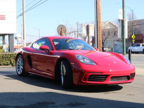 2018 Porsche 718 Cayman Coupe