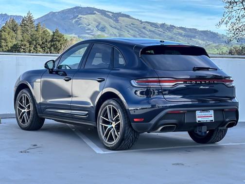 2023 Porsche Macan 