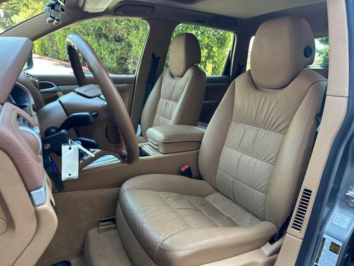 2010 Porsche Cayenne S