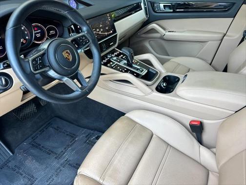 2022 Porsche Cayenne
