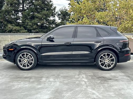 2023 Porsche Cayenne Cayenne