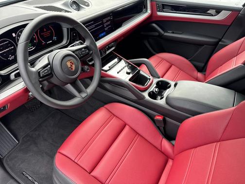 2026 Porsche Cayenne Cayenne E-Hybrid