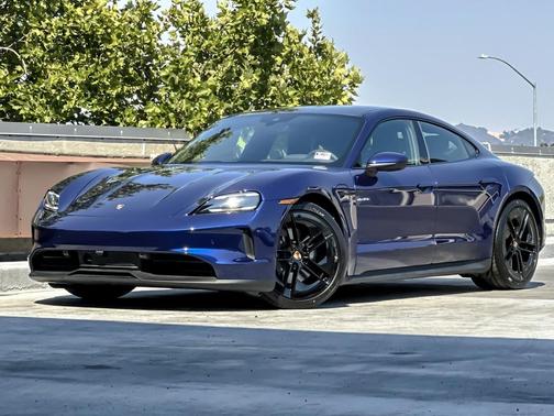 2025 Porsche Taycan 4