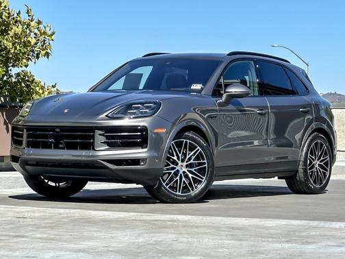 2025 Porsche Cayenne E-Hybrid