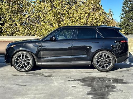 2024 Land Rover Range Rover Sport SE