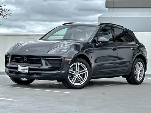2025 Porsche Macan 