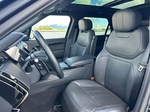 2024 Land Rover Range Rover Sport SE