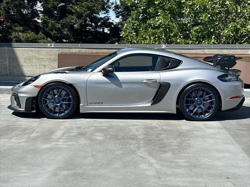 2023 Porsche 718 Cayman GT4 RS