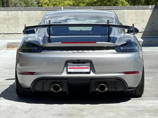 2023 Porsche 718 Cayman GT4 RS